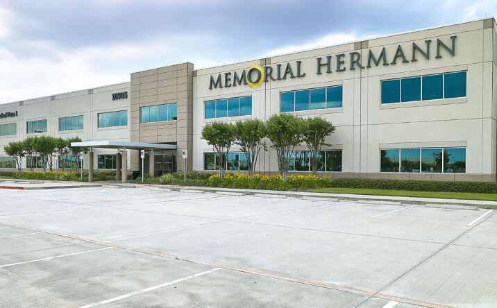 Pictures of Office property located at 10905 Memorial Hermann Dr, Pearland, TX 77584 for lease - image #1