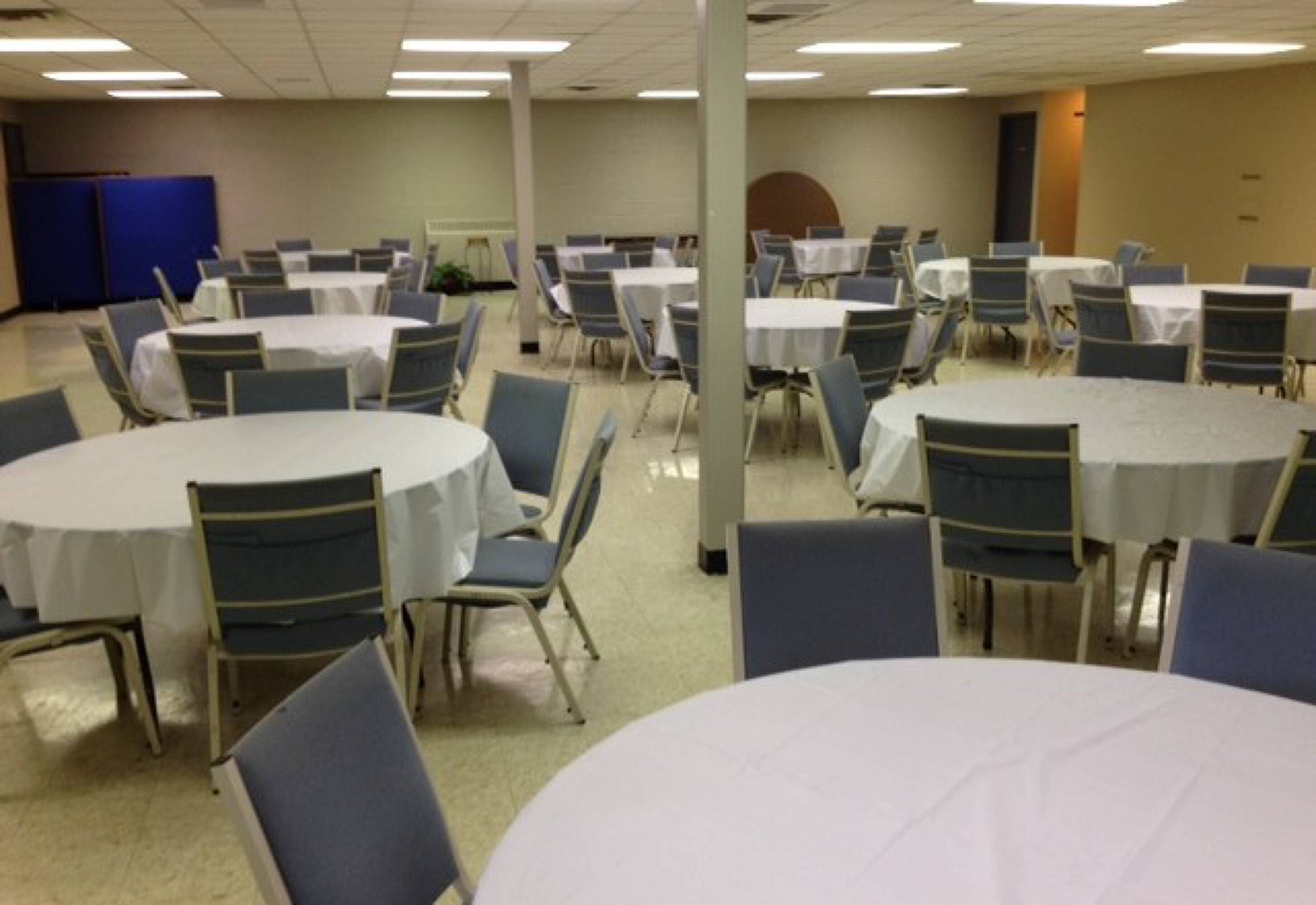 23233 Drake Rd, Farmington, MI 48335