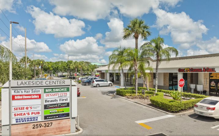 Pictures of Retail property located at 259 SE Port St Lucie Blvd, Port St. Lucie, FL 34984 for lease - image #1
