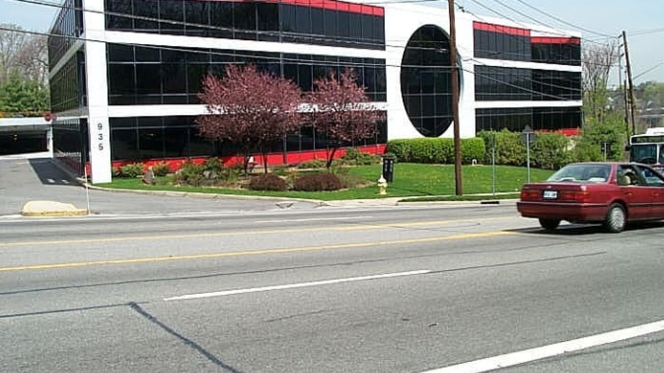 935 Northern Blvd, Great Neck, NY 11021 - Office Space for Lease - 935  Northern Boulevard, Great Neck