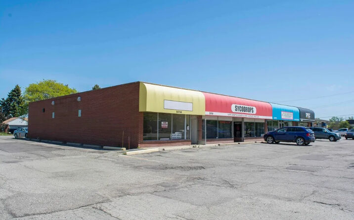 Pictures of Retail property located at 33710-33760 Plymouth Rd, Livonia, MI 48150 for lease - image #1