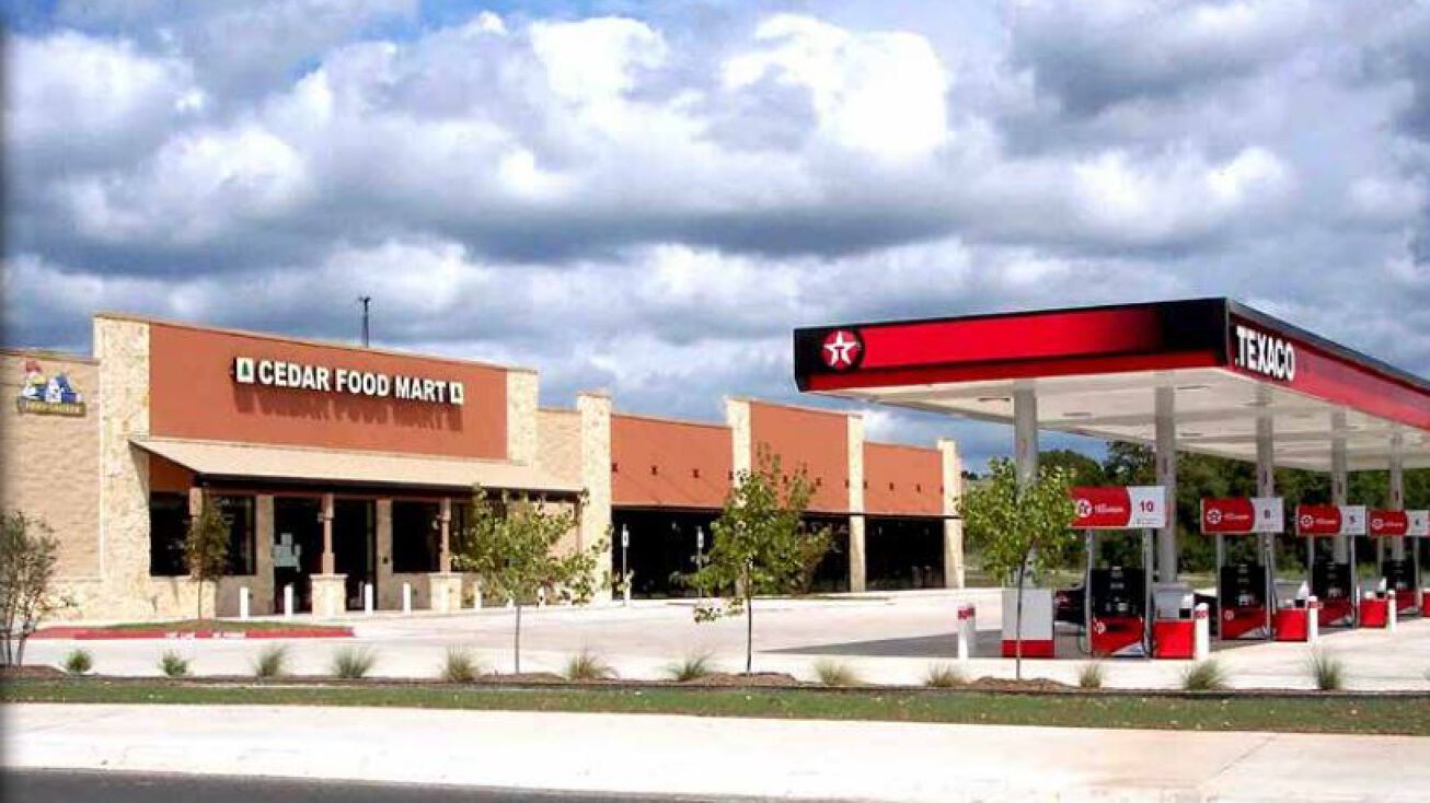 709 E Slaughter Lane, Austin, TX 78744