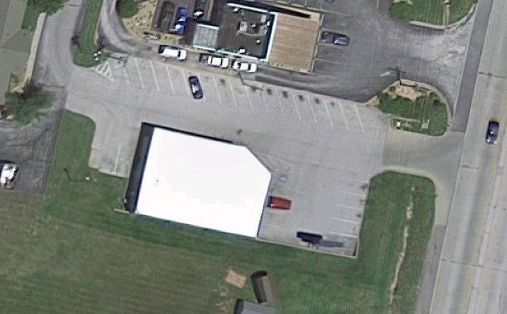 Pictures of Retail property located at 1206 S Neosho Blvd, Neosho, MO 64850 for lease - image #1