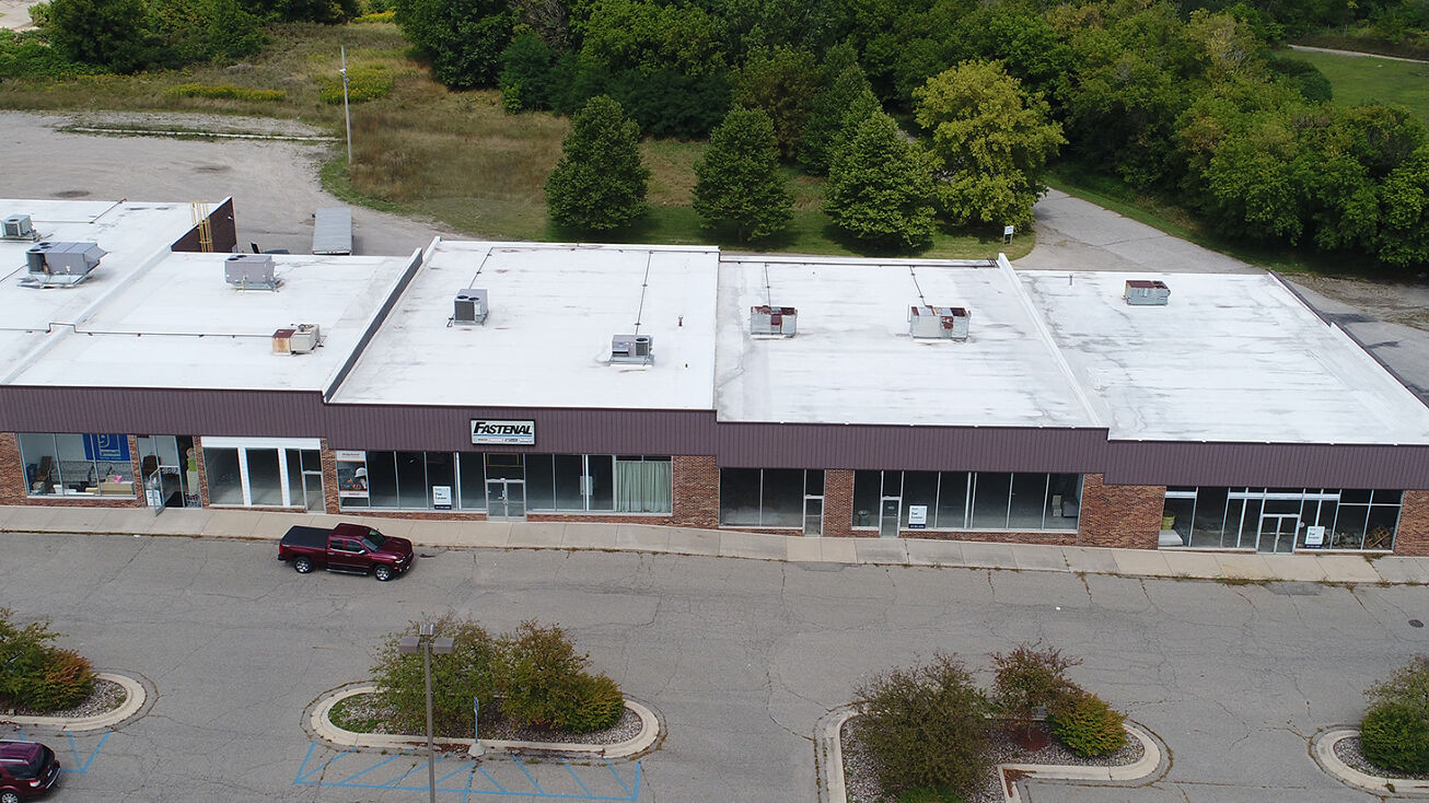 558 N Cedar, Mason, MI 48854 Retail Space for Lease Retail/Flex