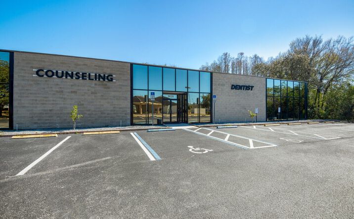 Pictures of Office property located at 9020 Rancho Del Rio Dr, New Port Richey, FL 34655 for lease - image #1