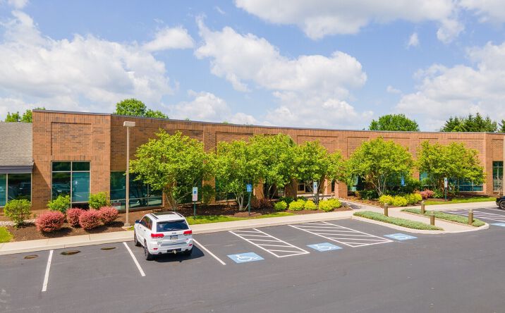 Pictures of Office property located at 100 Campbell Blvd, Exton, PA 19341 for lease - image #1