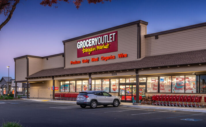 Pictures of Retail property located at 1341 E Pacheco Blvd, Los Banos, CA 93635 for lease - image #1