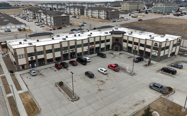 Pictures of Office property located at 3210 27th St W, Williston, ND 58801 for lease - image #1