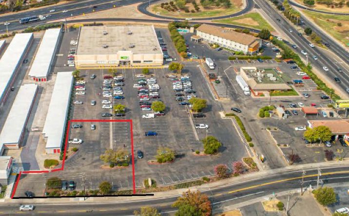 Pictures of Land property located at 7224 55th St, Sacramento, CA 95823 for lease - image #1