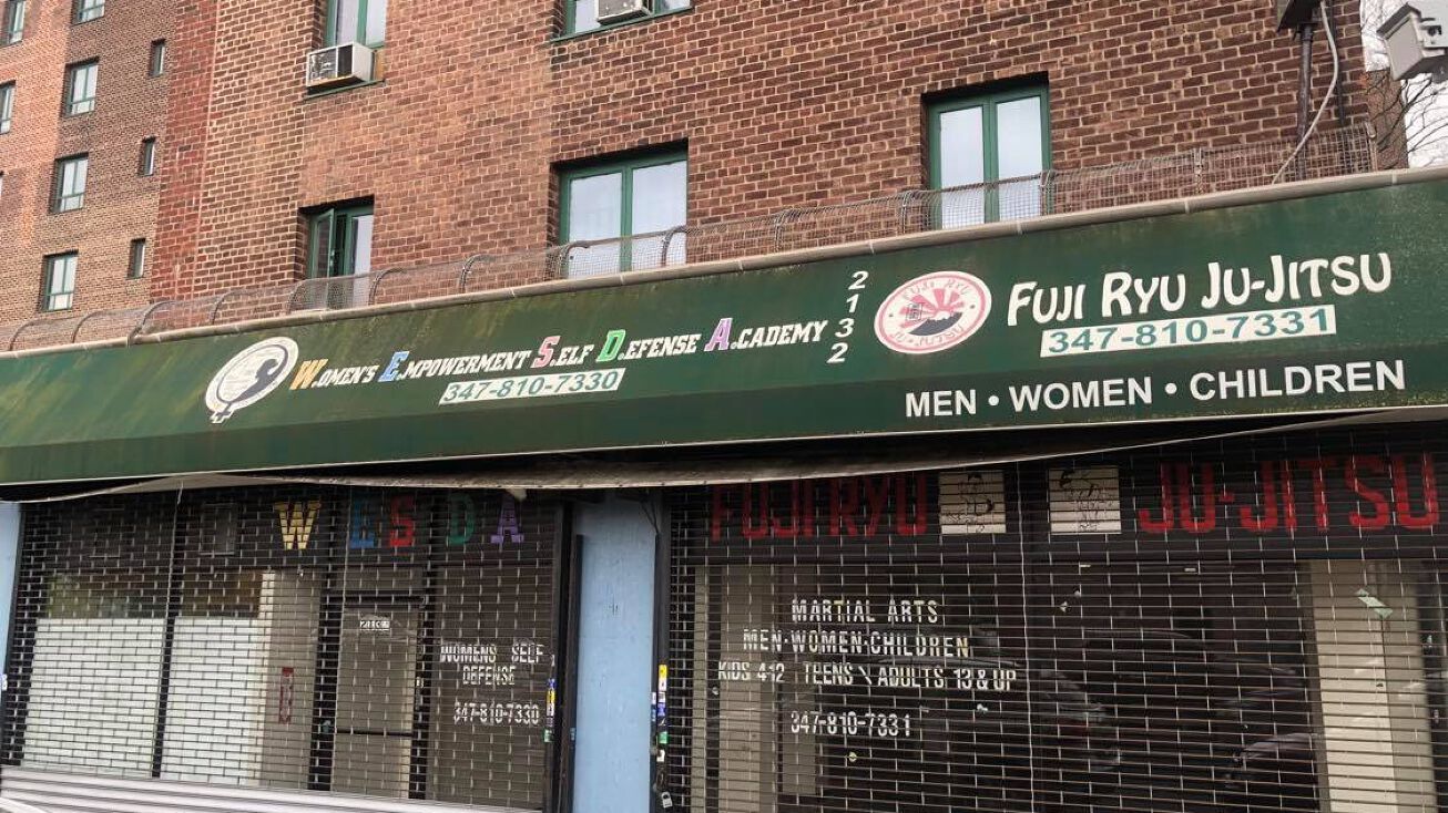 2132 East Tremont Avenue, Bronx, NY 10462 - Retail Space for Lease - 2132  East Tremont Ave