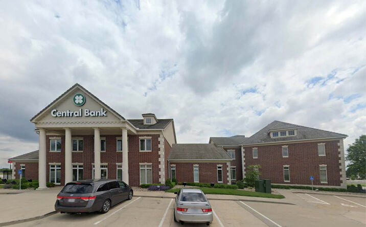 Pictures of Office property located at 2400 NW Prairie View Road, Platte City, MO 64079 for lease - image #1