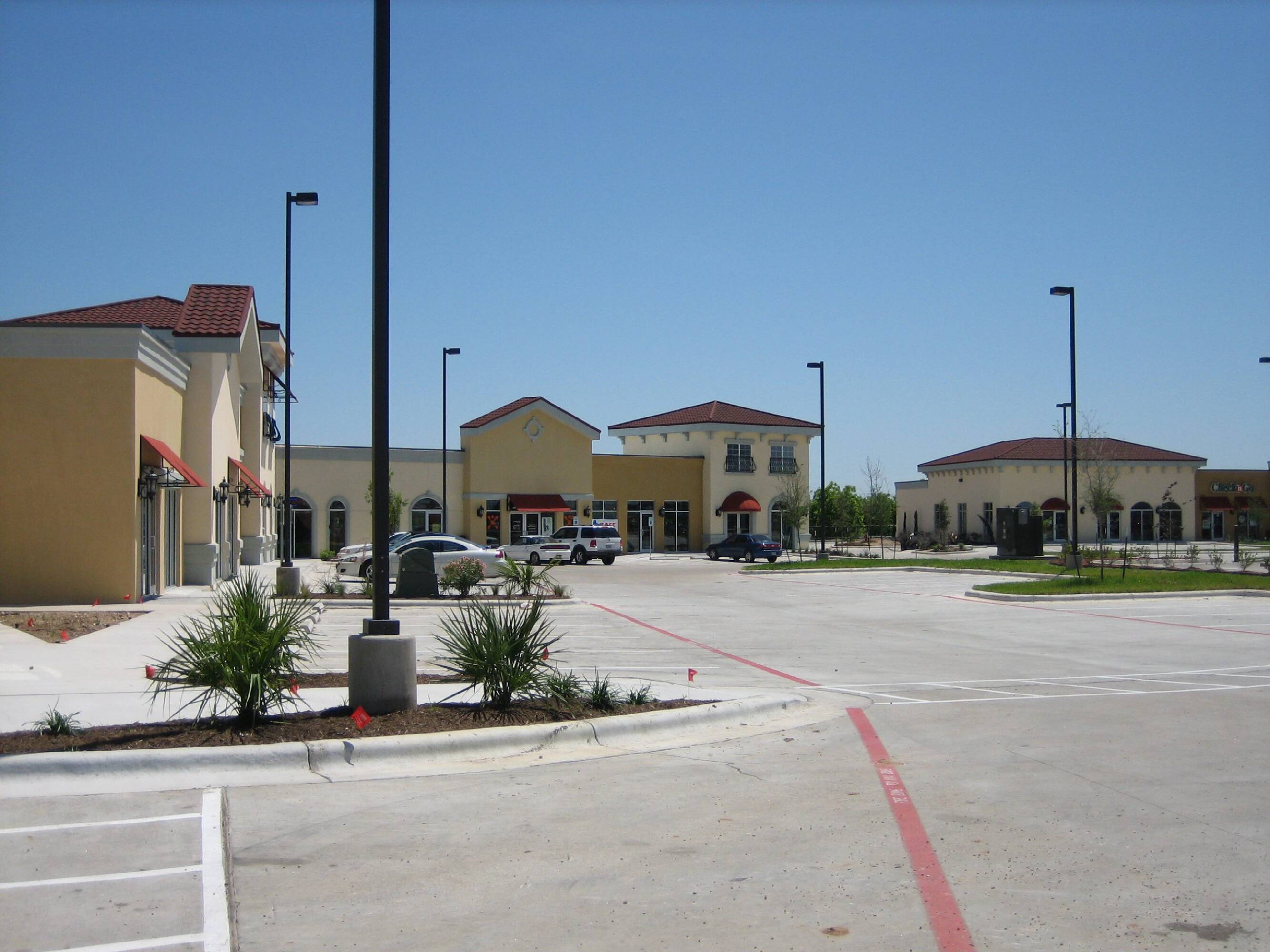 696 State Hwy 71, Bastrop, TX 78602