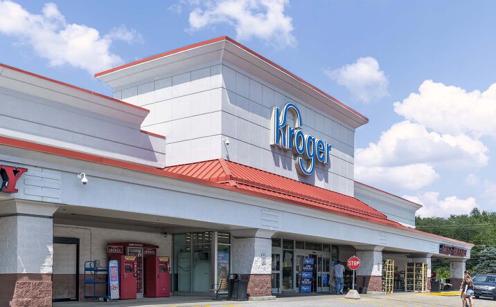 Pictures of Retail, Office, Restaurant property located at 6725 Dick Flynn Boulevard, Goshen, OH 45122 for lease - image #1