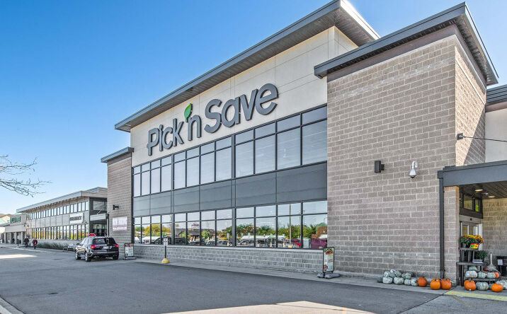Pictures of Retail property located at 2811 18th Street, Kenosha, WI 53140 for lease - image #1