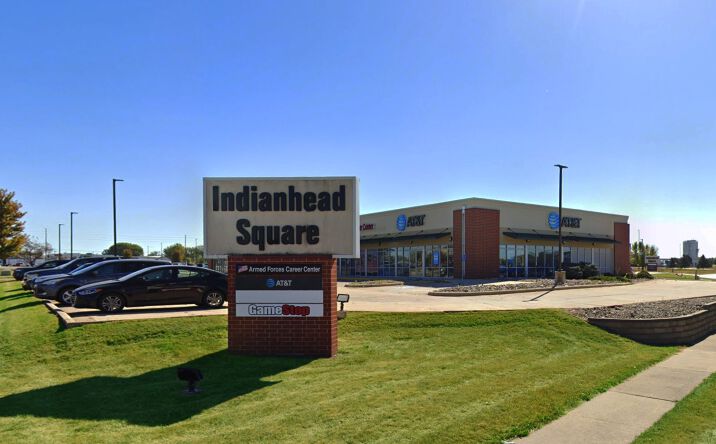 Pictures of Retail property located at 451-497 Indianhead Drive, Mason City, IA 50401 for lease - image #1