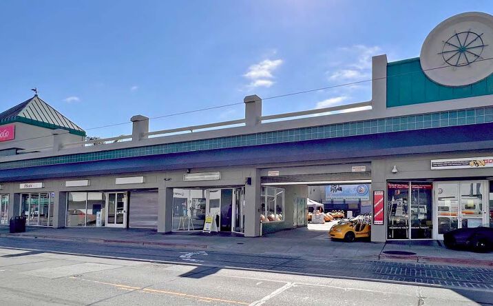 Pictures of Retail, Restaurant property located at 401-421 Beach Street, San Francisco, CA 94133 for lease - image #1