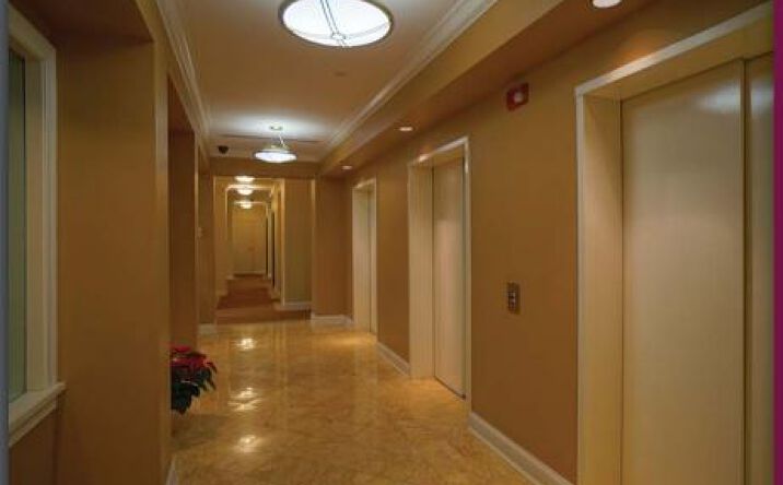 Pictures of Office property located at 17 N Wabash Ave, Chicago, IL 60602 for lease - image #1