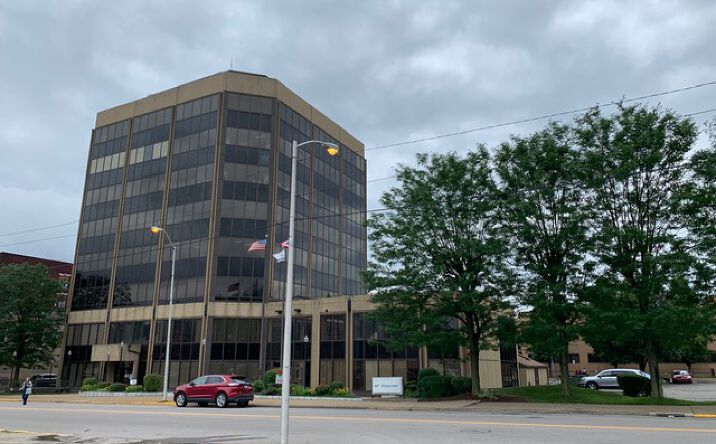 Pictures of Office property located at 500 Market St, Steubenville, OH 43952 for lease - image #1