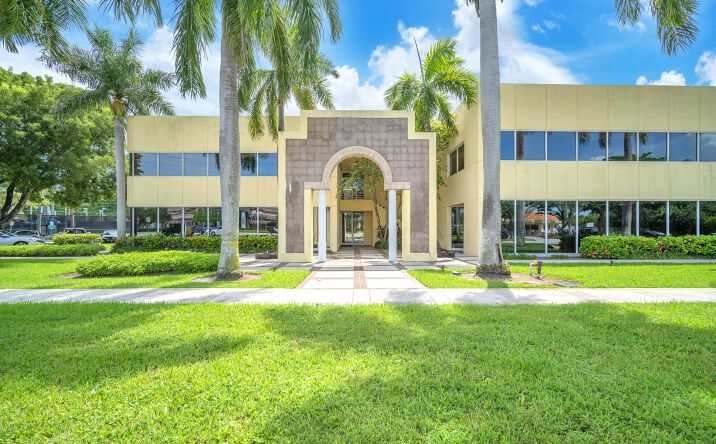 Pictures of Office property located at 399 NW 2nd Ave, Boca Raton, FL 33432 for lease - image #1