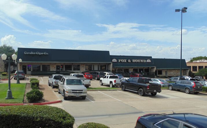 Pictures of Retail, Office, Restaurant property located at 505 University Dr E, College Station, TX 77840 for lease - image #1