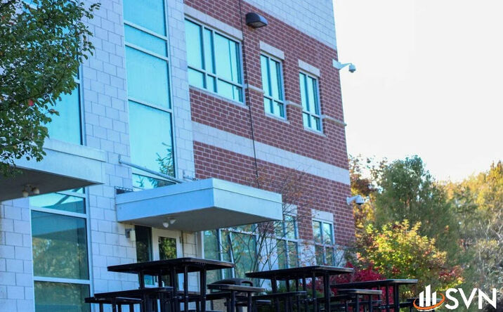 Pictures of Office property located at 4500 Courthouse Blvd, Stow, OH 44224 for lease - image #1