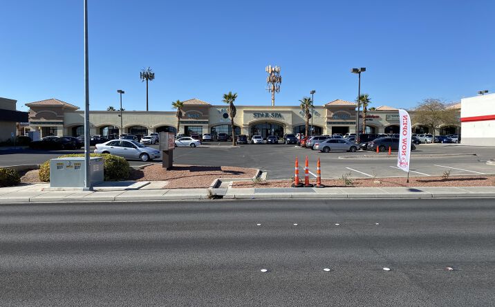 Pictures of Retail, Office, Restaurant property located at 3455 S Durango Dr, Las Vegas, NV 89117 for lease - image #1