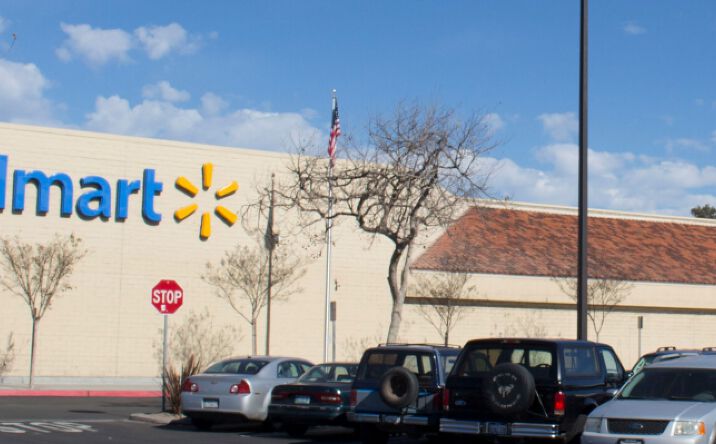 Pictures of Retail property located at 615 Saturn Blvd, San Diego, CA 92154 for lease - image #1