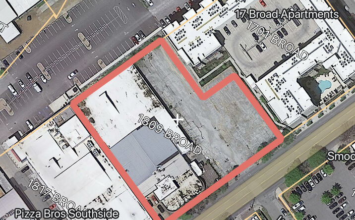 Pictures of Retail property located at 1809 Broad St, Chattanooga, TN 37408 for lease - image #1