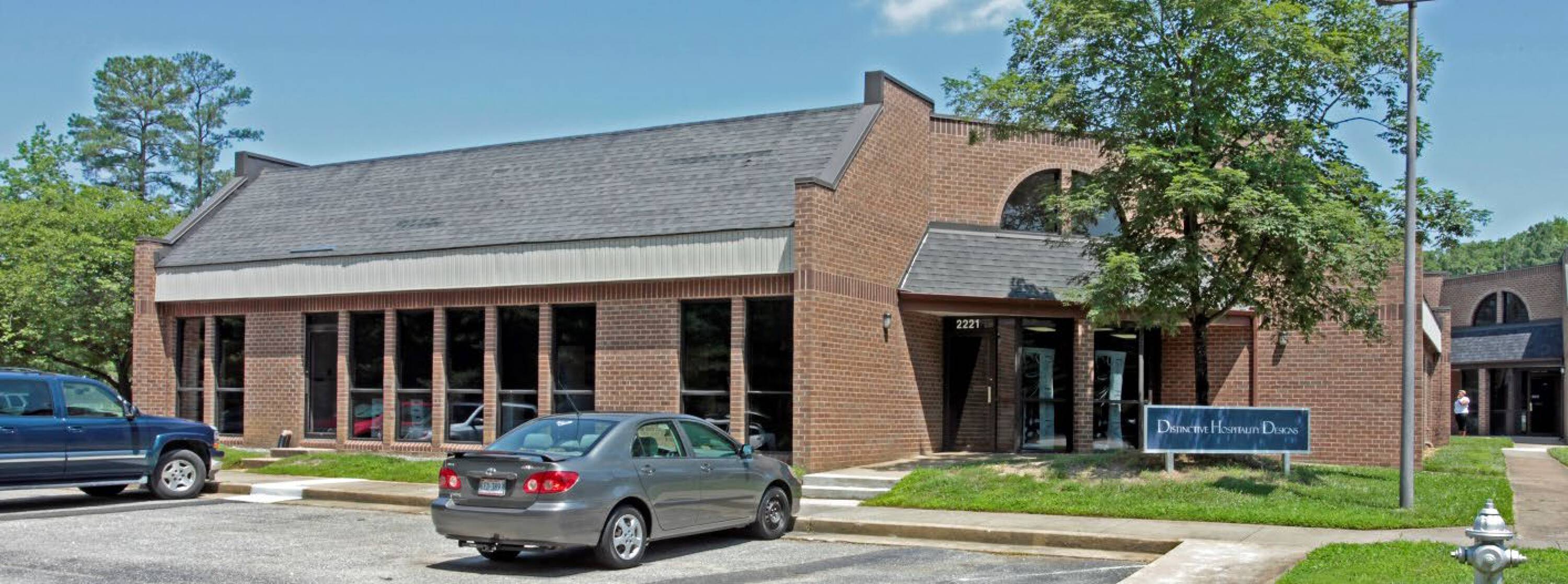 22012221 E Parham Rd, Richmond, VA 23228