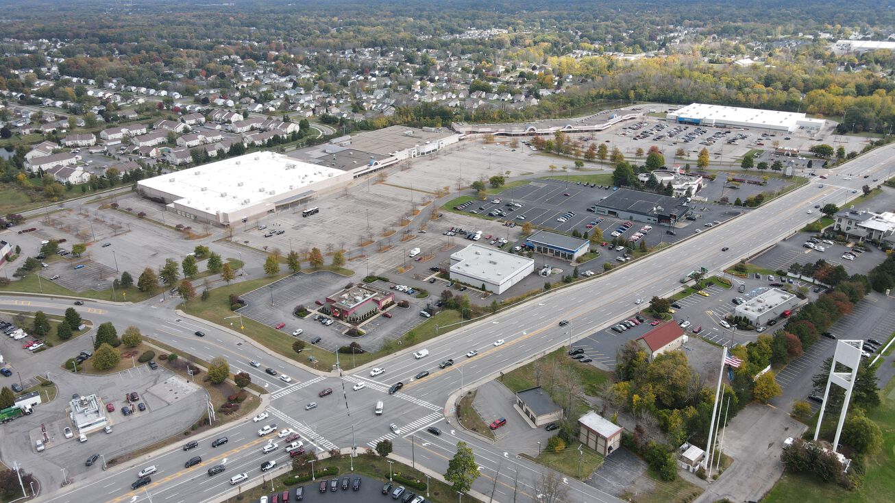 200960 Elm Ridge Center Dr, Greece, NY 14626 Retail Space for Lease