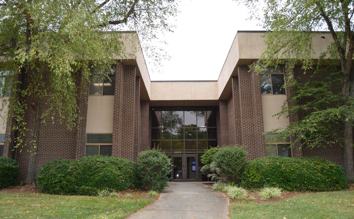 Pictures of Office property located at 3623 Latrobe Dr, Charlotte, NC 28211 for lease - image #1