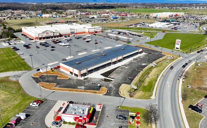 Pictures of Retail property located at 540 Gateway Avenue, Chambersburg, PA 17201 for lease - image #1