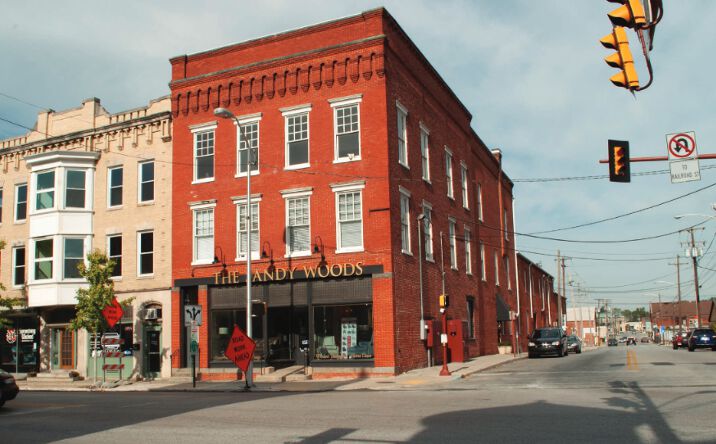 Pictures of Retail, Office property located at 38 - 40 Broadway, Hanover, PA 17331 for lease - image #1