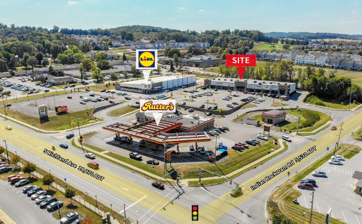 Pictures of Retail property located at 930 S Richland Ave, York, PA 17403 for lease - image #1