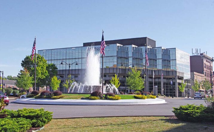 23 Public Square Belleville Il 62220 Crexi