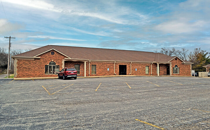 Pictures of Office property located at 4010 N Illinois St, Swansea, IL 62226 for lease - image #1