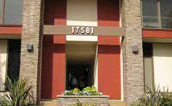 Pictures of Office property located at 17581 Irvine Blvd, Tustin, CA 92780 for lease - image #1