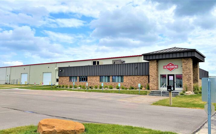 Pictures of Industrial property located at 2101 Murray St, Sioux City, IA 51111 for lease - image #1