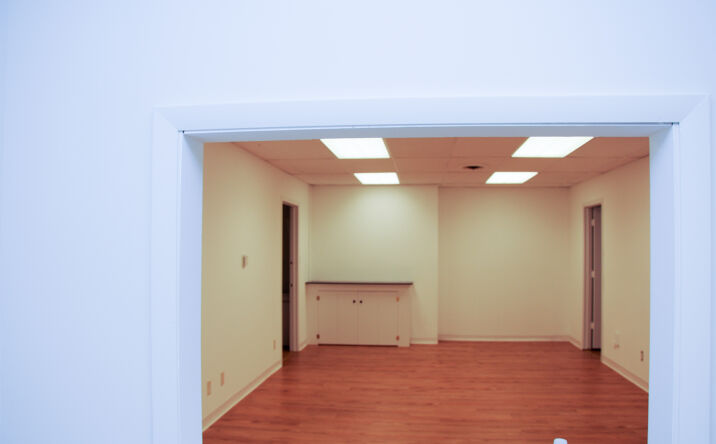 Pictures of Office property located at 5124 Pine Island Dr, Crown Point, IN 46307 for lease - image #1