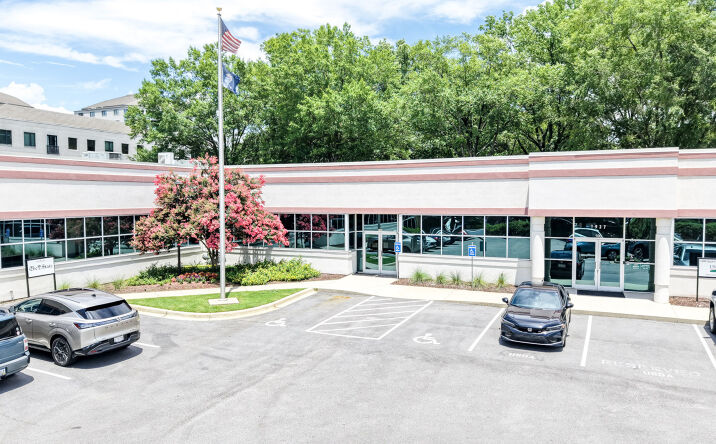 Pictures of Office property located at 1927 Thurmond Mall, Columbia, SC 29201 for lease - image #1