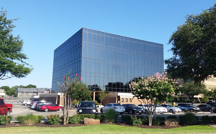 Pictures of Office property located at 235 NE Loop 820, Hurst, TX 76053 for lease - image #1