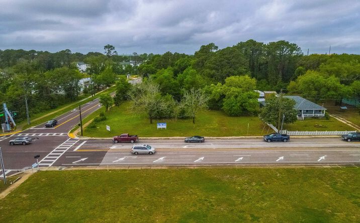 Pictures of Office property located at 1127 S 14th St, Fernandina Beach, FL 32034 for lease - image #1