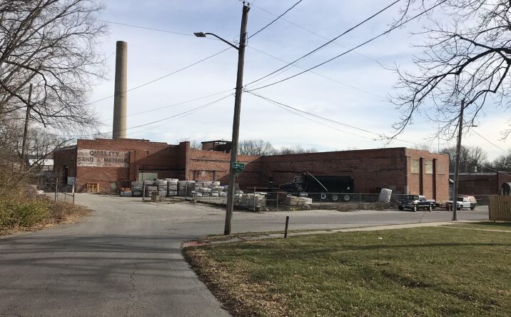 Pictures of Industrial property located at 625 S Willis Ave, Independence, MO 64052 for lease - image #1