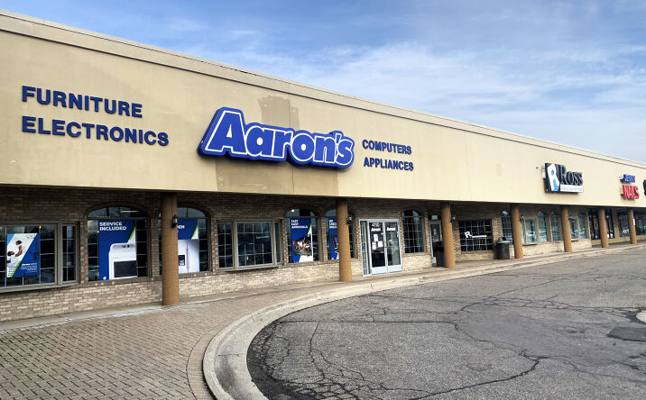 Pictures of Retail property located at 4002 W Saginaw Hwy, Lansing, MI 48917 for lease - image #1