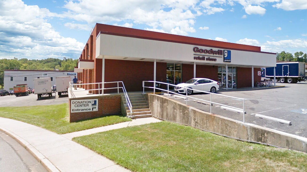 4818 4890 Boiling Brook Parkway, Rockville, MD 20852 Retail Space for Lease Randolph Hills