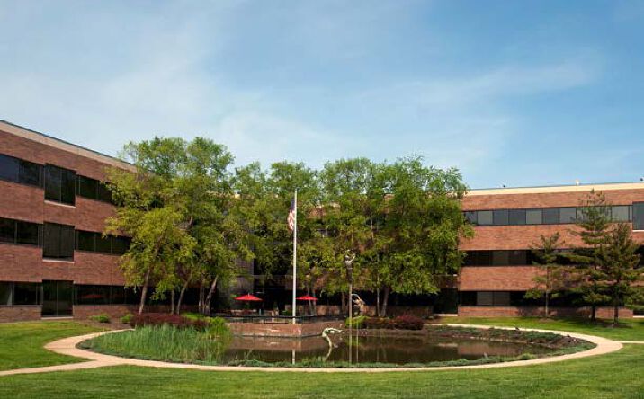 Pictures of Office property located at 51 Haddonfield Rd, Cherry Hill Township, NJ 08002 for lease - image #1