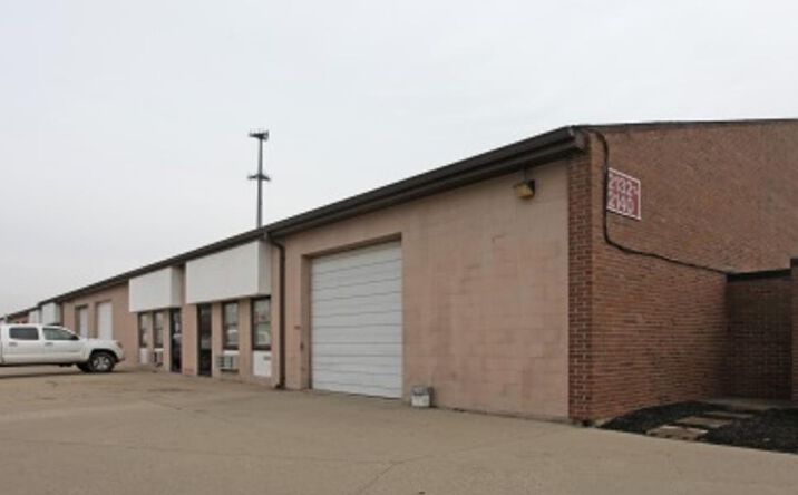 Pictures of Industrial property located at 2128 / 2128-A Schappelle Lane, Forest Park, OH 45240 for lease - image #1
