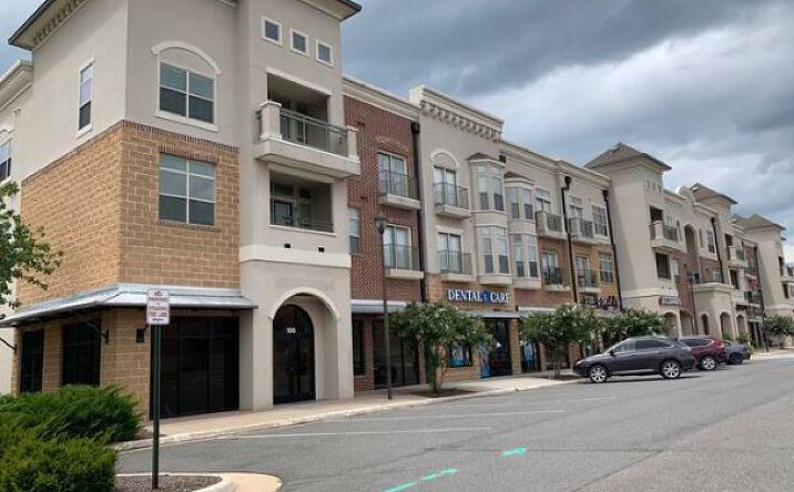 Pictures of Retail property located at 22621 & 22556 Amendola Terrace, Ashburn, VA 20148 for lease - image #1