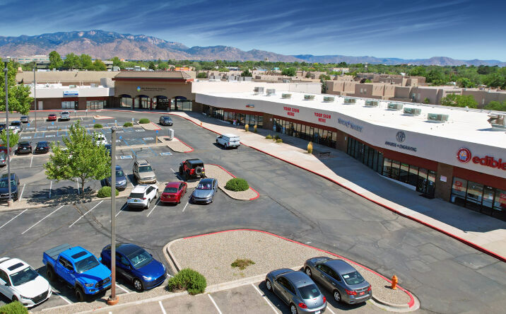 Pictures of Retail property located at 4770 Montgomery Blvd NE, Albuquerque, NM 87109 for lease - image #1