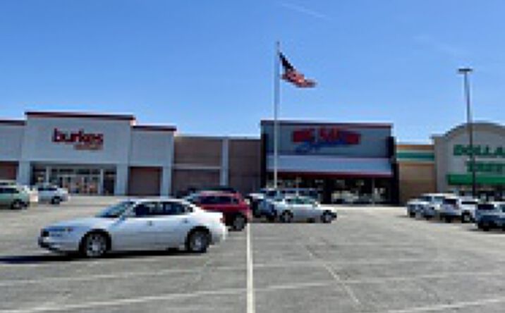 Pictures of Retail property located at 5 Ohio River Plaza, Gallipolis, OH 45631 for lease - image #1